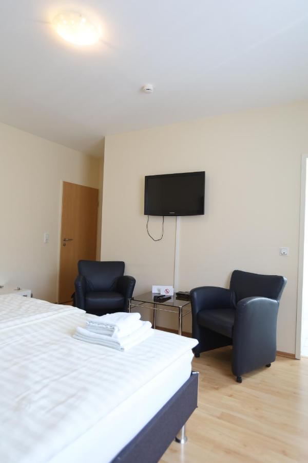 Hotel Restaurant Zagreb Кельн Екстер'єр фото